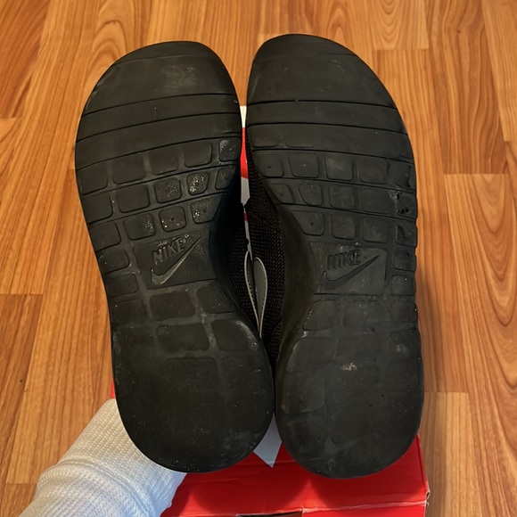 NIKE ROSHERUN (GS) - Picture 4 of 5